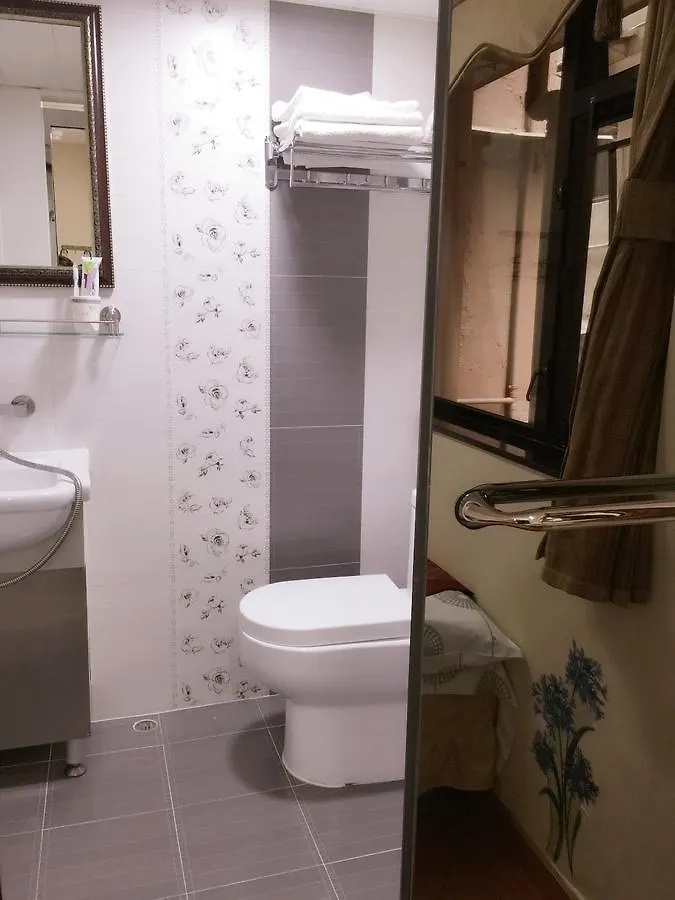 Hong Kong Tai San Guest House